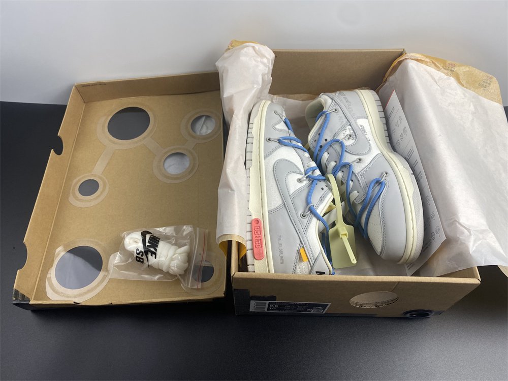 Off-White x Nike Dunk Low DM1602-113